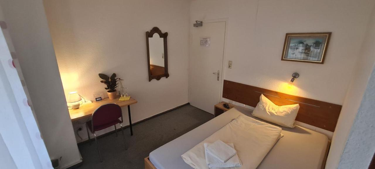 Hotel Lamm Στουτγκάρδη Δωμάτιο φωτογραφία